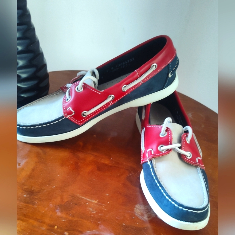 Authentic Sebago Docksides Boat Shoes